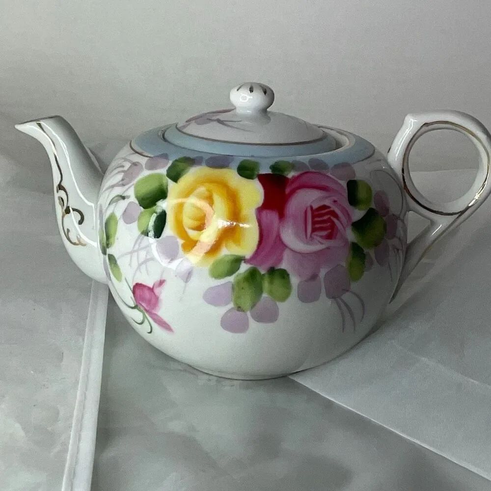 1920’s/30’s Takito hand painted teapot roses & vines